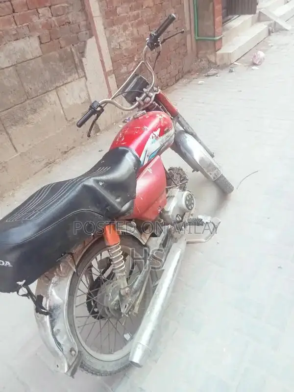 Metro 70cc Motorcycle - Reliable Two-Wheeler