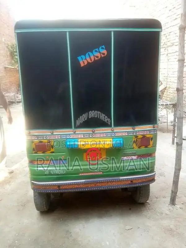 Used Vehicle with Excellent Condition and Performance