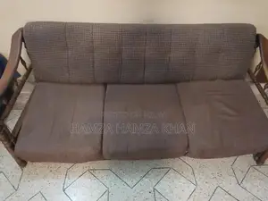 Photo - Comfortable 6-Seater Sofa Set - 2 Three-Seater Sofas