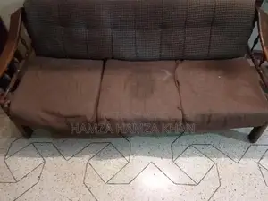 Comfortable 6-Seater Sofa Set - 2 Three-Seater Sofas