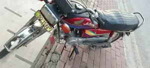 Honda CD 70 Motorcycle - Classic Commuter Bike