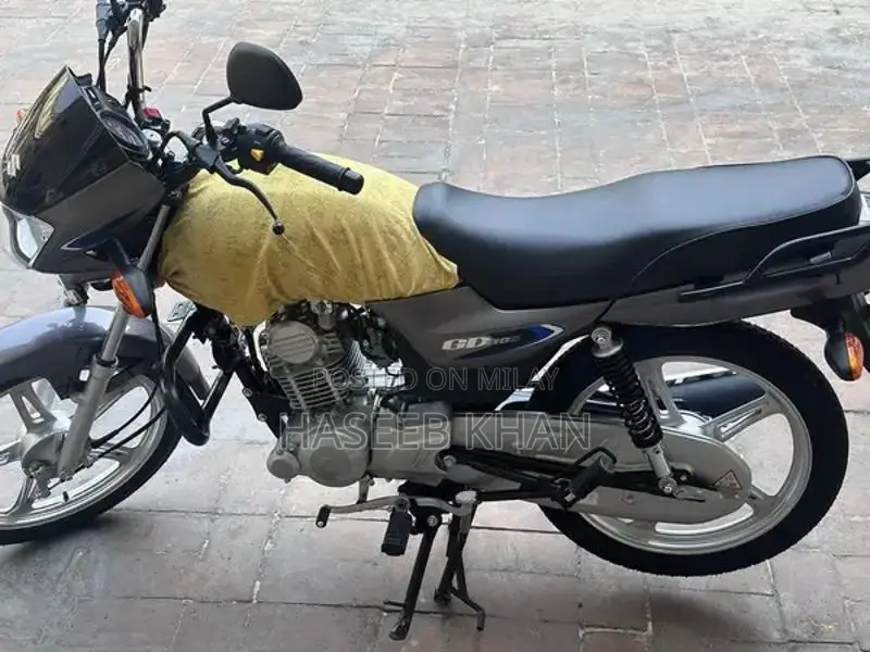 Suzuki GD 110 Motorcycle - 2025 Model, Low Mileage