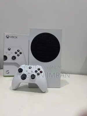 Photo - Xbox Series S 512GB White Gaming Console