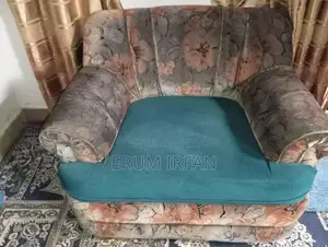 Spacious 7 Seater Living Room Sofa Set