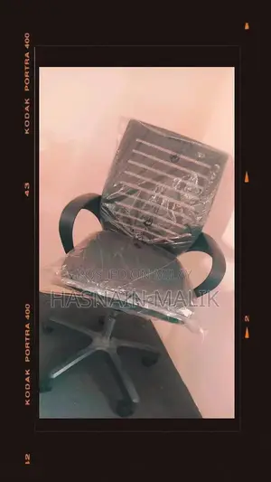 Lightly Used Office Chair in Excellent Condition