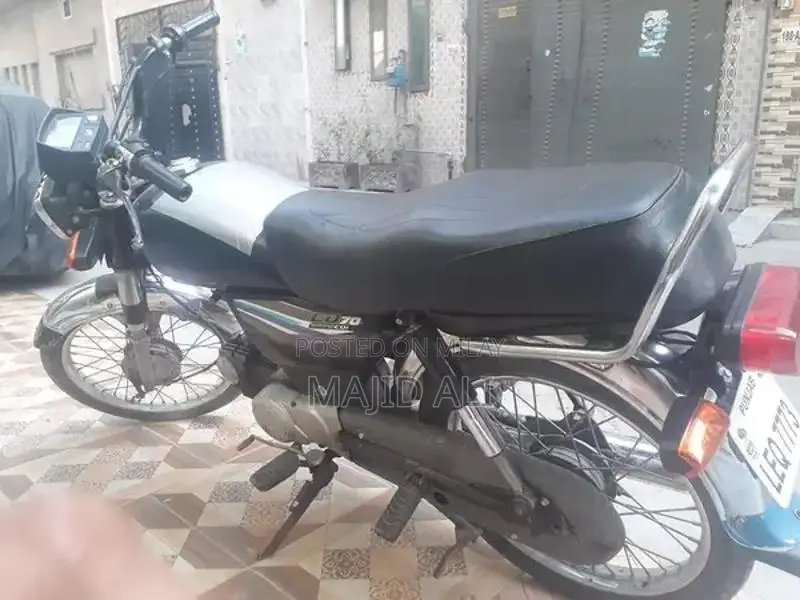 Used Motorcycle with Recent Cylinder Head Service