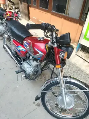 Honda Bike in Excellent Condition - Ready to Ride