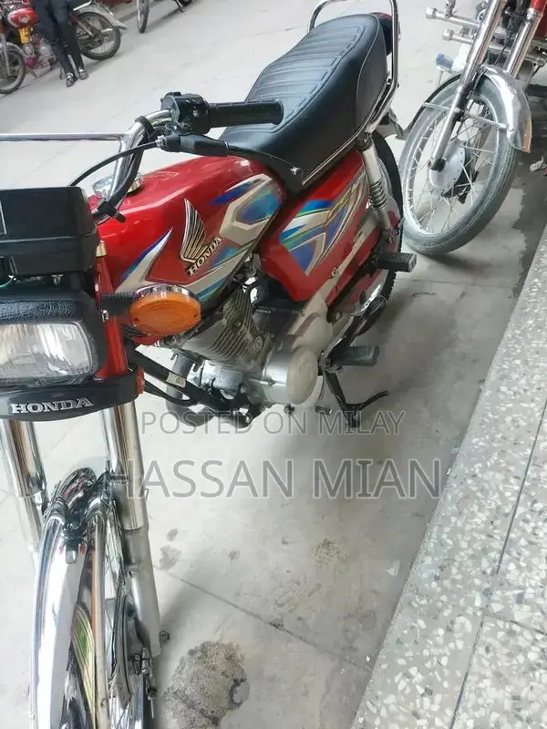 Honda Bike in Excellent Condition - Ready to Ride