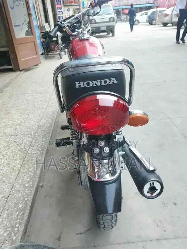 Honda Bike in Excellent Condition - Ready to Ride