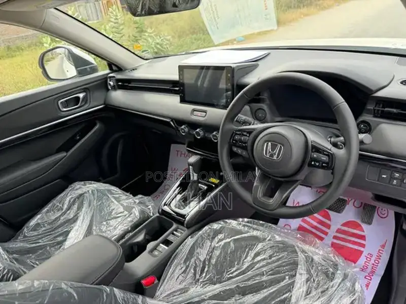 Honda Hybrid Zero Kilometer Vehicle for Immediate Sale