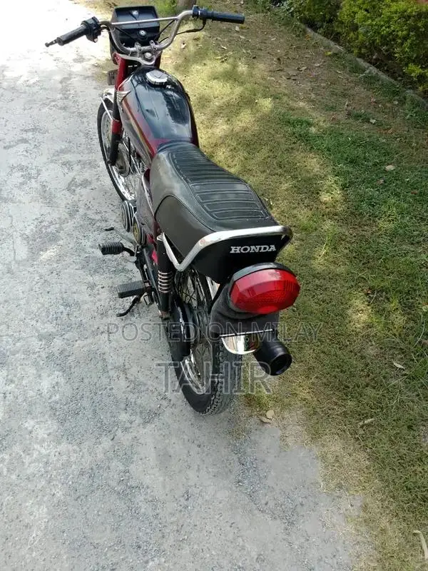 Honda CG 125 Motorcycle - Low Mileage 2017 Model