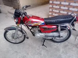 Photo - Honda 125cc 2020 Motorcycle in Excellent Condition