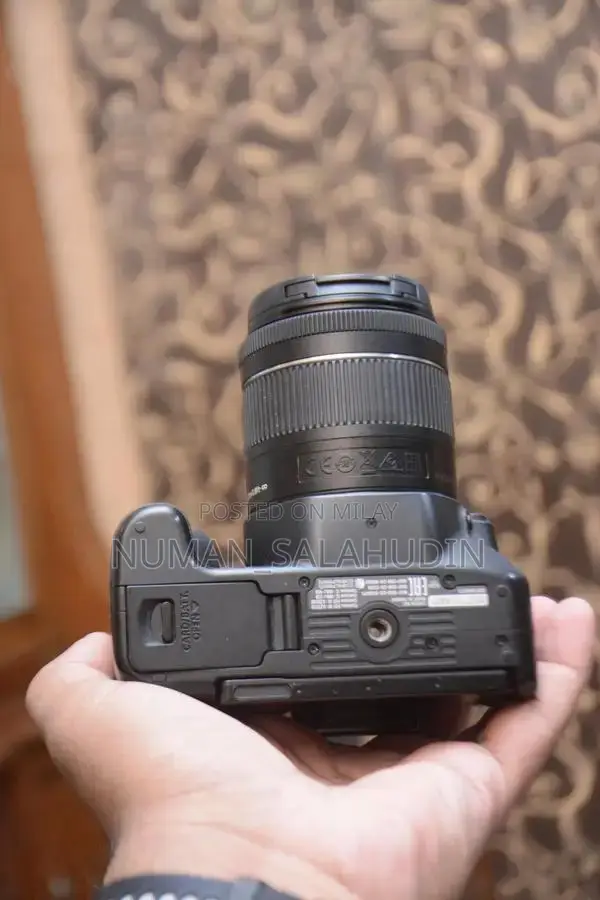 Canon EOS 200D DSLR Camera with 18-55mm Kit Lens