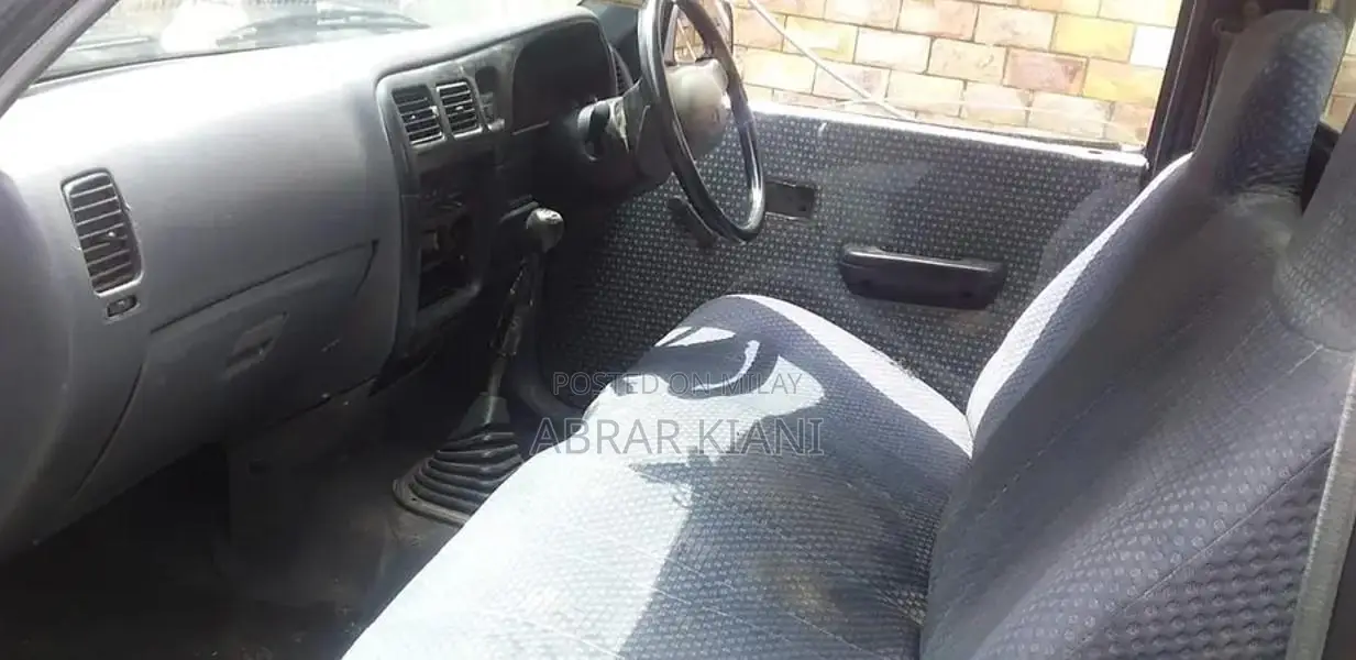 Toyota Single Cabin Pickup Truck - 2001 Model