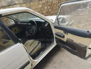 Toyota corolla 1986- reg 1998