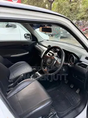 Suzuki Swift VVT 2024 Bank Leased