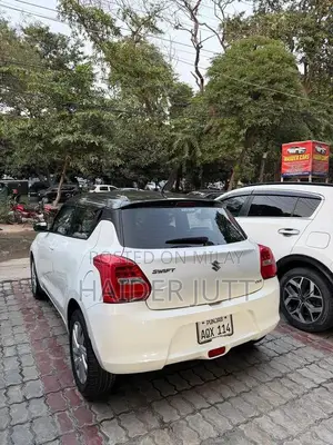 Suzuki Swift VVT 2024 Bank Leased