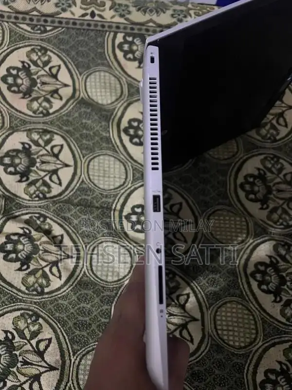 Core i7 8Gen Hp Pro Book