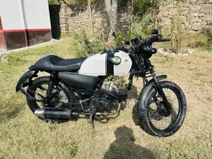 Photo - C-D 70 customised to CAFE Racer