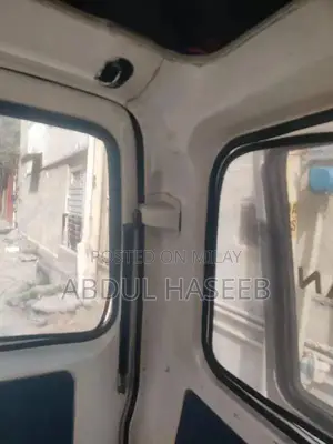 Suzuki Bolan 2013 White Compact Hatchback