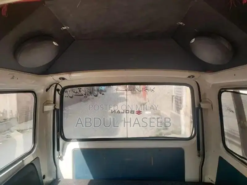 Suzuki Bolan 2013 White Compact Hatchback