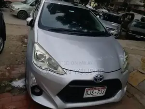 Photo - toyota aqua s push