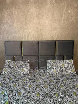 Grey Bed in Excellent Condition