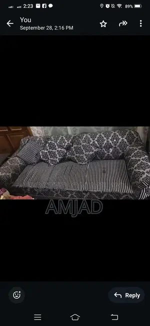 Photo - 5 seater sofa set in good condition