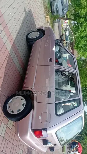 Photo - Mehran 2005 uniques colour