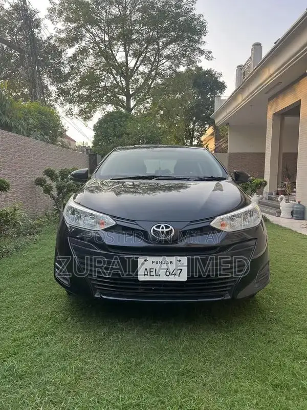 Toyota Yaris GLI MT 1.3