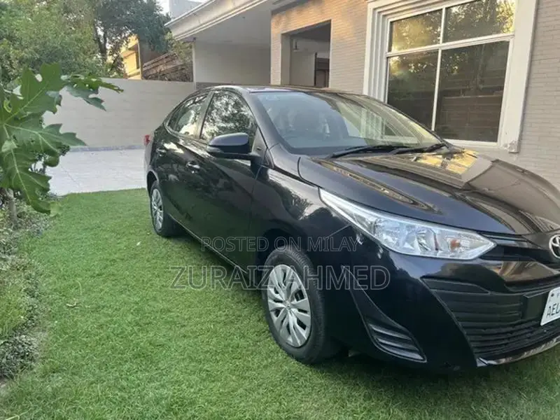 Toyota Yaris GLI MT 1.3