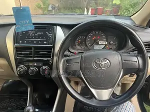 Toyota Yaris GLI MT 1.3