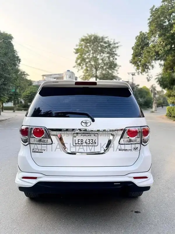 Fortuner TRD Sportivo 4*4 Petrol