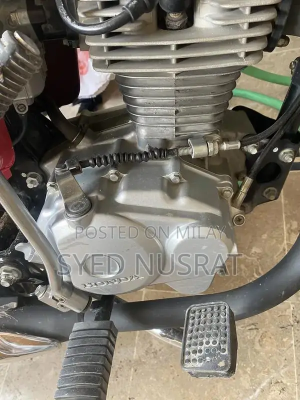 Honda CG125 Motorcycle 2024 Model - Low Mileage, Excellent Condition