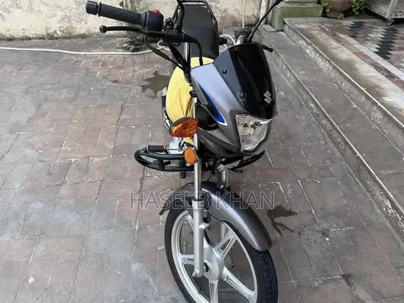 Suzuki GD 110 Motorcycle - 2025 Model, Low Mileage