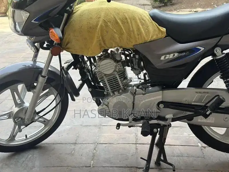 Suzuki GD 110 Motorcycle - 2025 Model, Low Mileage