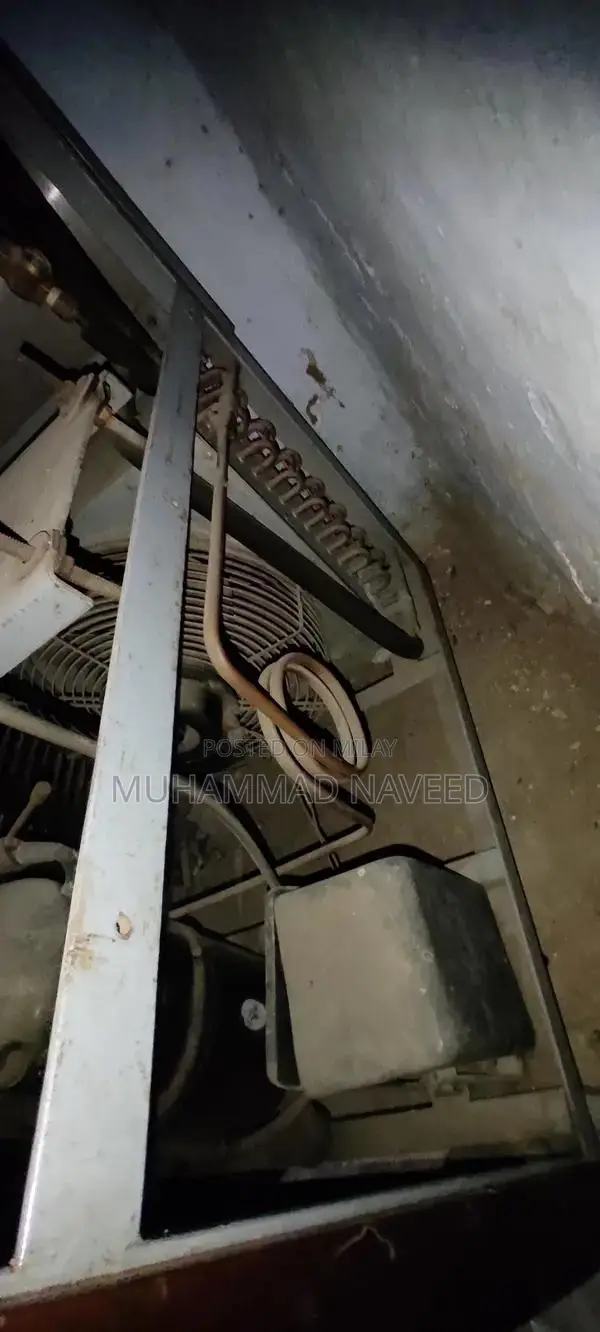 Double Flavor Commercial Cone Ice Cream Machine with Copper Piping