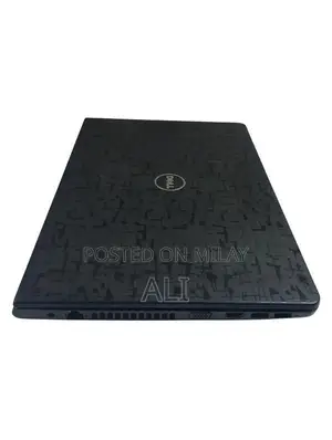 Photo - Dell Vostro 14 Business Laptop - 7th Gen Core i7