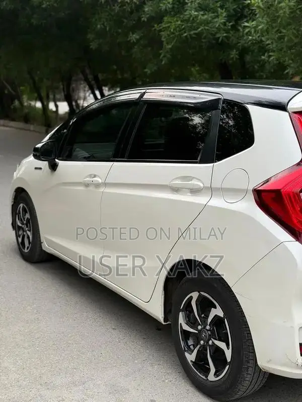 Honda Fit Compact Hatchback - First Owner Vehicle