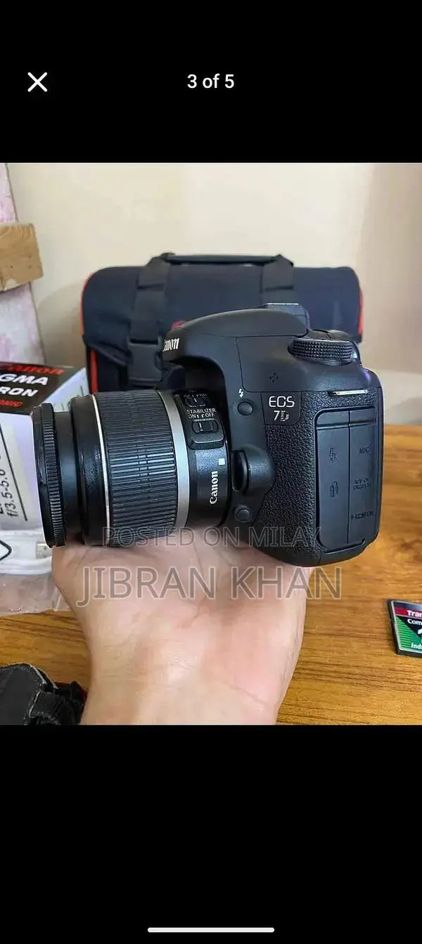 Canon 7D DSLR Camera with 1GB CF Card and Accessories