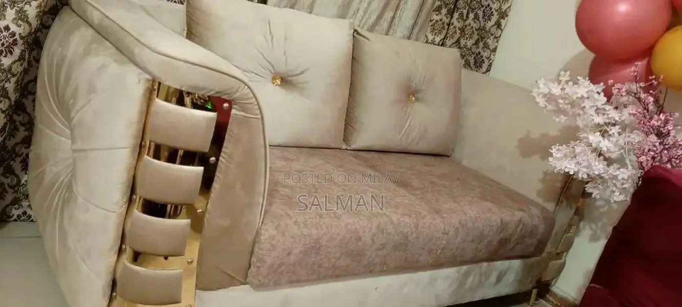 Furniture Item in Excellent Condition