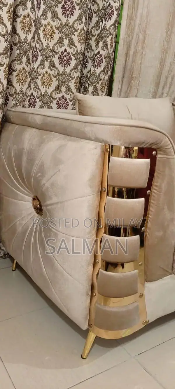 Furniture Item in Excellent Condition