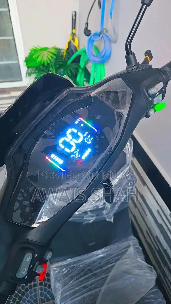 Evee S1 Electric Vehicle - Lightly Used, Low Mileage