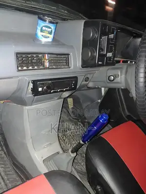 Suzuki Mehran VX Silver Sedan