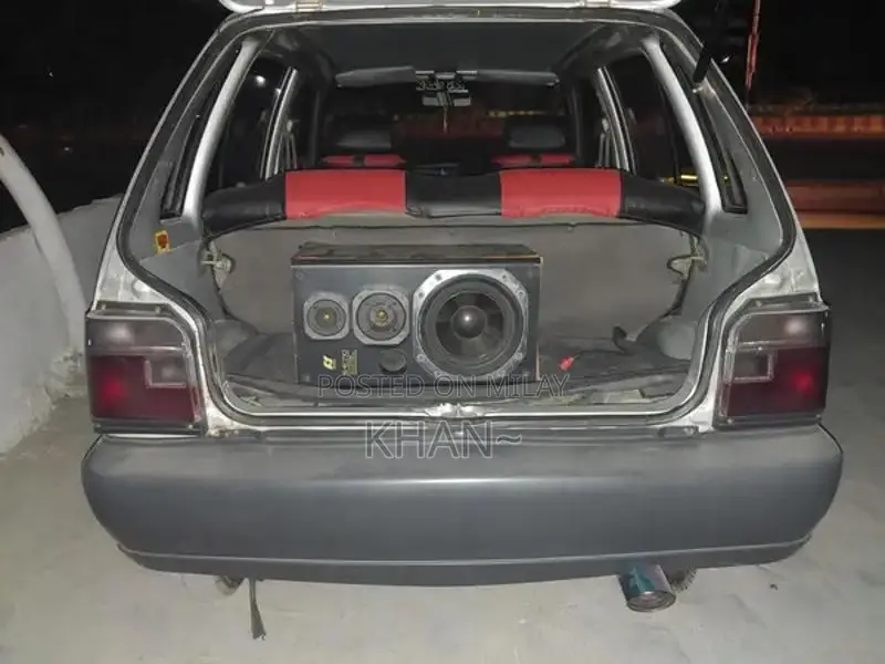 Suzuki Mehran VX Silver Sedan