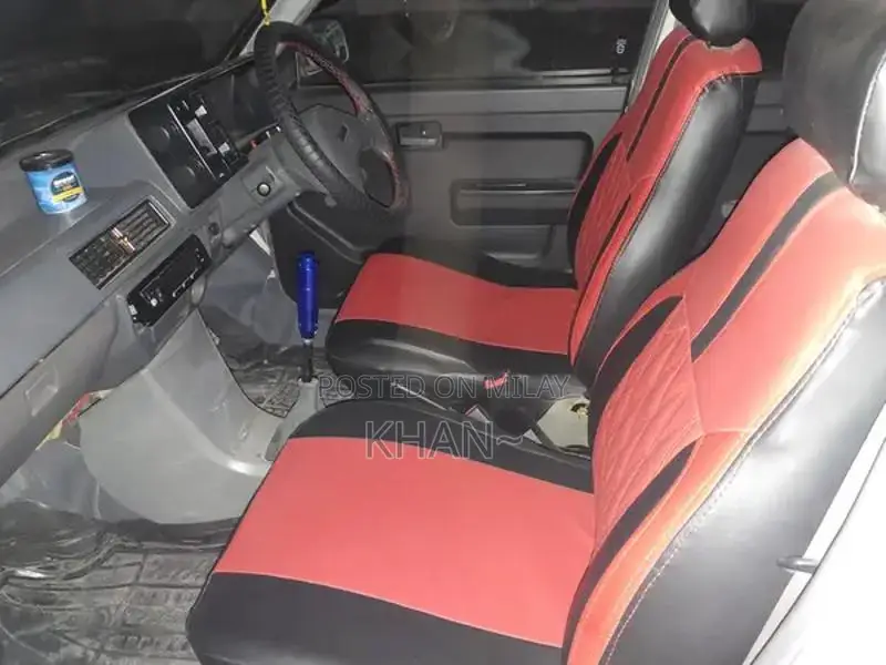 Suzuki Mehran VX Silver Sedan