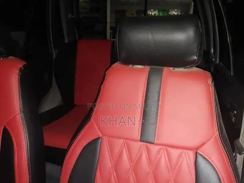 Suzuki Mehran VX Silver Sedan