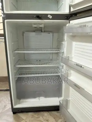 Dawlance Medium Size Refrigerator - Efficient Cooling Solution