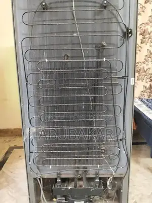 Dawlance Medium Size Refrigerator - Efficient Cooling Solution