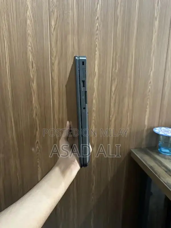 Dell Latitude E5270 Business Laptop Core i5 6th Gen